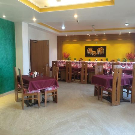 Hotel Fort View Tikamgarh 외부 사진