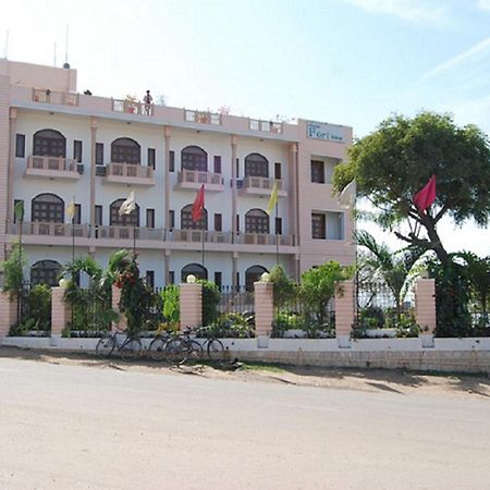 Hotel Fort View Tikamgarh 외부 사진