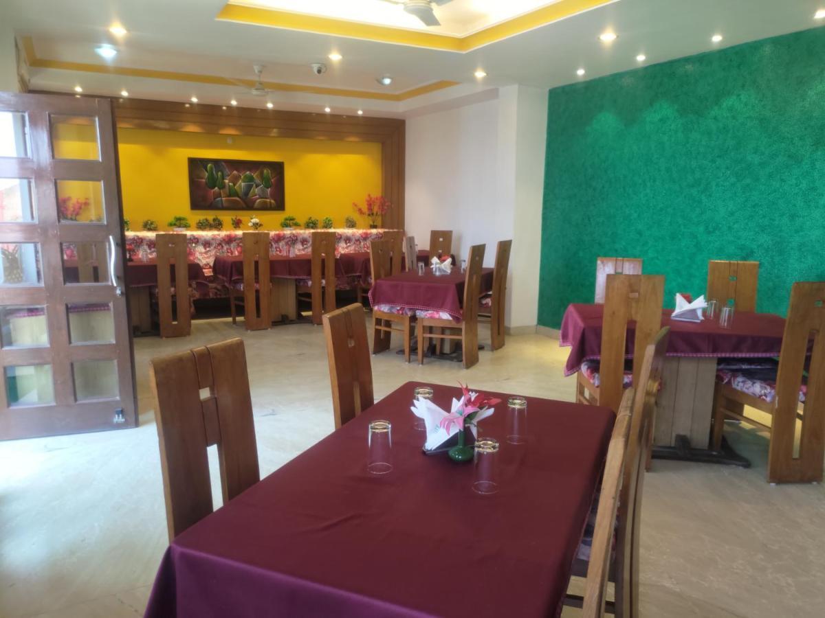 Hotel Fort View Tikamgarh 외부 사진